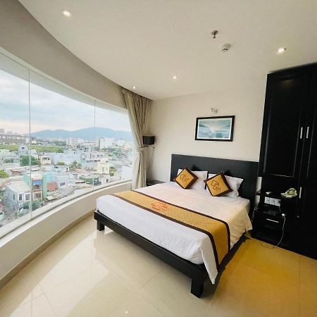 D&C Hotel Da Nang Buitenkant foto
