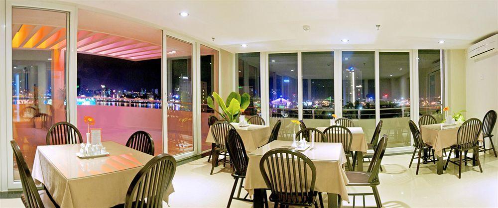 D&C Hotel Da Nang Buitenkant foto