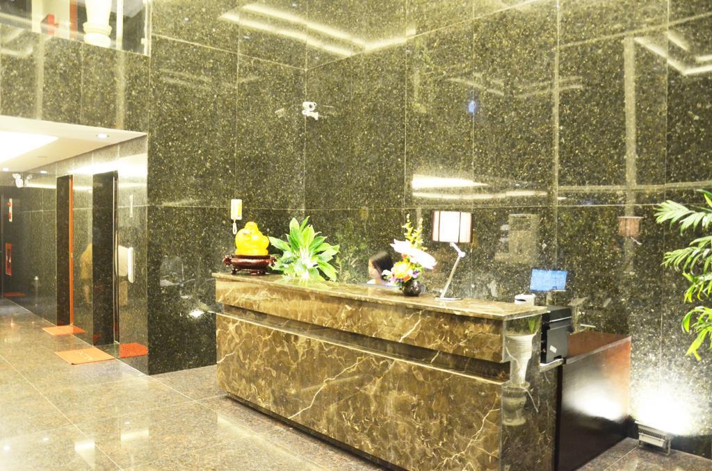 D&C Hotel Da Nang Buitenkant foto