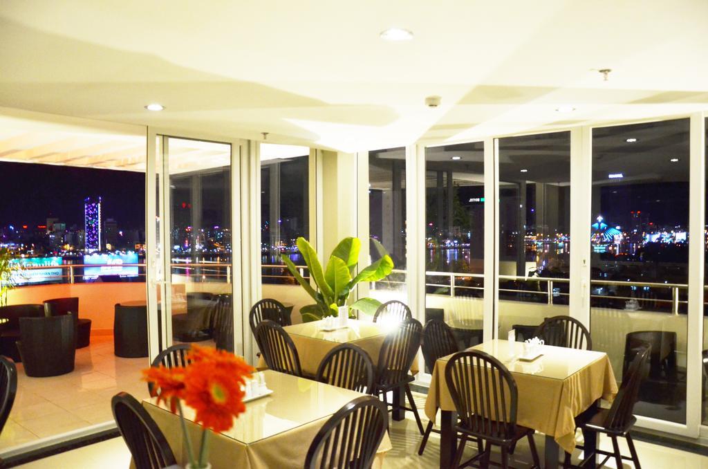 D&C Hotel Da Nang Buitenkant foto