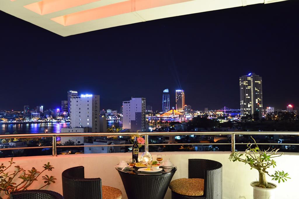 D&C Hotel Da Nang Buitenkant foto