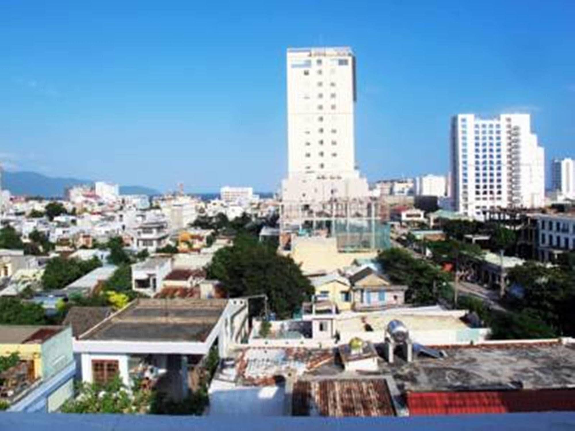 D&C Hotel Da Nang Buitenkant foto